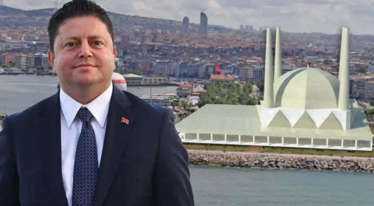 Kadıköy Belediye Başkanı Mesut Kösedağı, sahile yapılacak cami projesine karşı çıktı